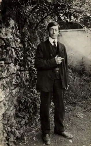 Foto Ak Sainte Croix aux Mines Elsass Haut Rhin, Mann mit Zigarette, Portrait