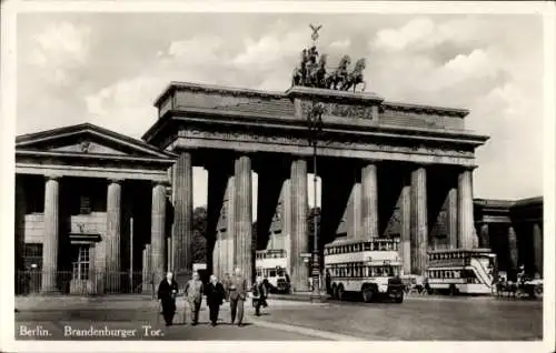 Ak Berlin Mitte, Brandenburger Tor, Doppelstockbusse