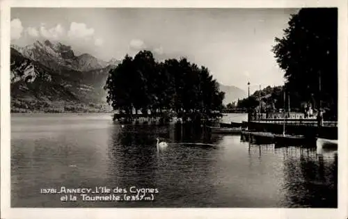 Ak Annecy Haute Savoie, L'Ile des Caygnes, la Tournette