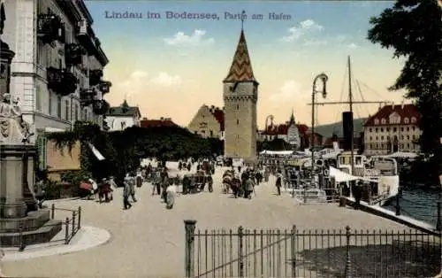 Ak Lindau am Bodensee Schwaben, Hafen, Turm, Personen