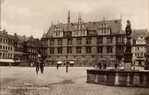 Ak Coburg in Oberfranken, Marktplatz mit Regierungsgebäude