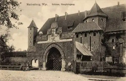 Ak Marienburg Malbork Westpreußen, Schloss, Haupteingang