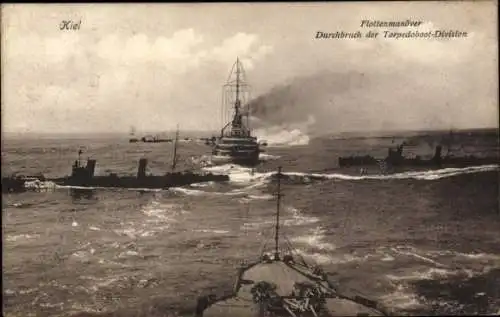 Ak Kiel, Flottenmanöver, Durchbruch der Torpedoboot-Division, Kaiserliche Marine