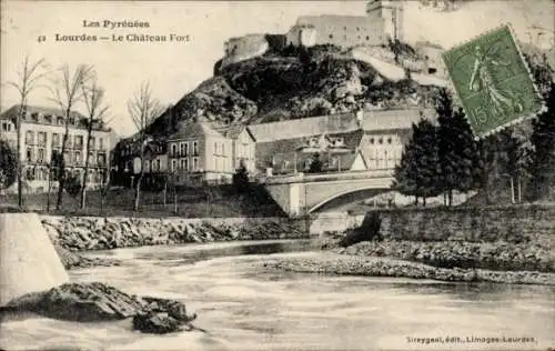 Ak Lourdes Hautes Pyrénées, Chateau Fort