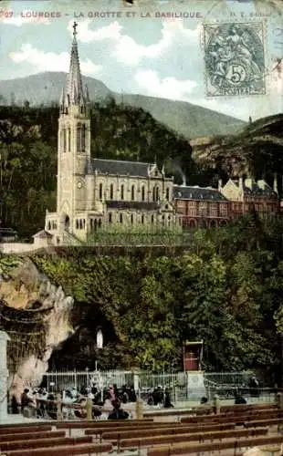 Ak Lourdes Hautes Pyrénées, Grotte, Basilique