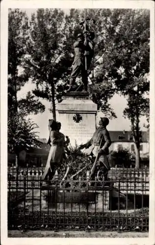 Ak Paray le Monial Saône et Loire, Monument aux Morts