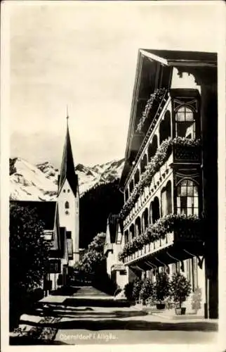 Ak Oberstdorf im Oberallgäu, Teilansicht, Kirche