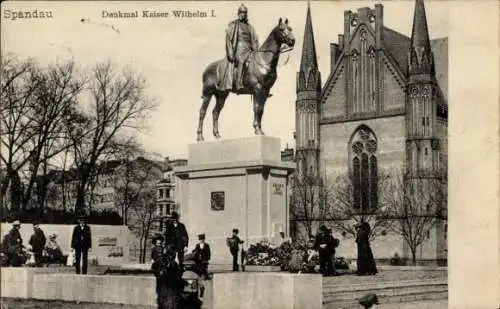 Ak Berlin Spandau, Denkmal Kaiser Wilhelm I.