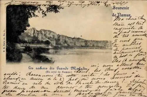 Ak Namur, Les rochers des Grands Malades