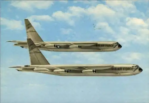 Ak US Amerikanische Militärflugzeuge, Boeing B 52, Langstrecken-Bomber, US Air Force