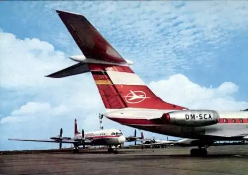 Ak Turbinenluftstrahl Verkehrsflugzeug Tupolew Tu 134 der Interflug, DM SCA, Flughafen