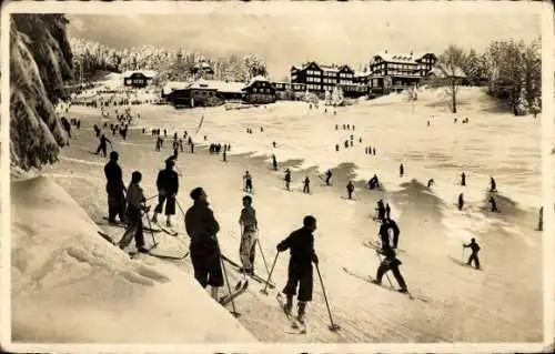 Ak Hundseck Ottersweier im Schwarzwald, Winteransicht, Skifahrer, Skifahrer