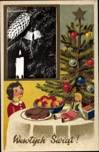 Ak Glückwunsch Weihnachten, Kind betrachtet geschmückten Tannenbaum, Puppe