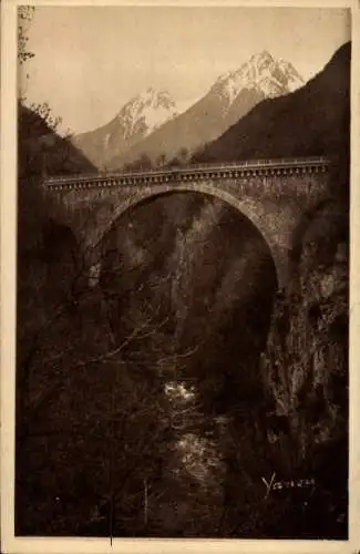 Ak Luz Saint Sauveur Hautes Pyrénées, Pont Napoleon