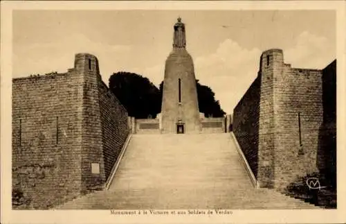 Ak Verdun Meuse, Monument a la Victoire et aux Soldats de Verdun