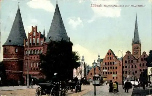 Ak Hansestadt Lübeck, Bahnhofstraße, Holstentor