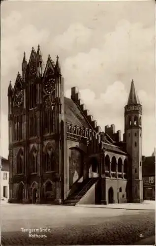 Ak Tangermünde in Sachsen Anhalt, Außenansicht des Rathauses