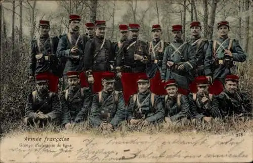 Ak Französische Soldaten in Uniformen, Infanterie