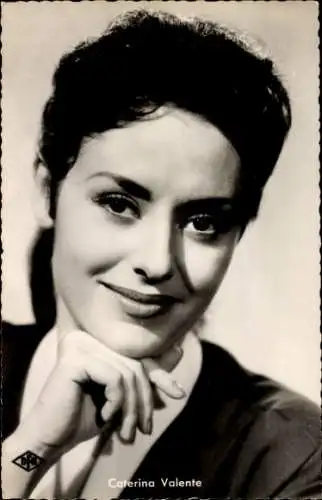 Ak Schauspielerin und Sängerin Caterina Valente, Portrait