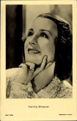 Ak Schauspielerin Norma Shearer, Portrait