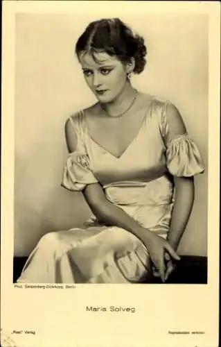 Ak Schauspielerin Maria Solveg, Portrait