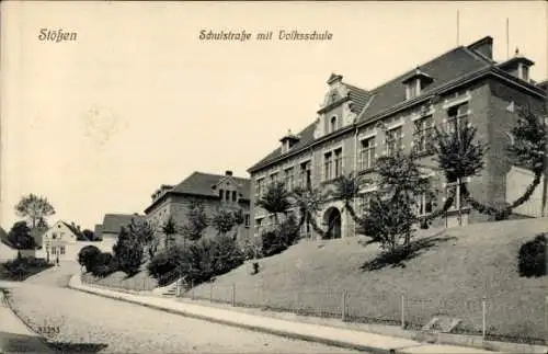 Ak Stößen im Burgenlandkreis, Schulstraße, Volksschule