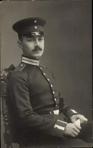 Foto Ak Deutscher Soldat in Uniform, Portrait ,14. Jäger Batl.