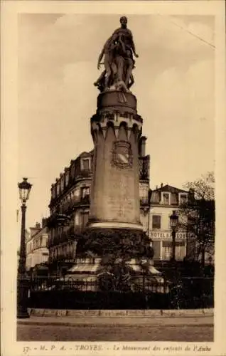 Ak Troyes Aube, Le Monument des enfants de l'Aube