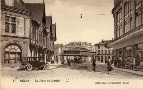 Ak Reims Marne, Marktplatz