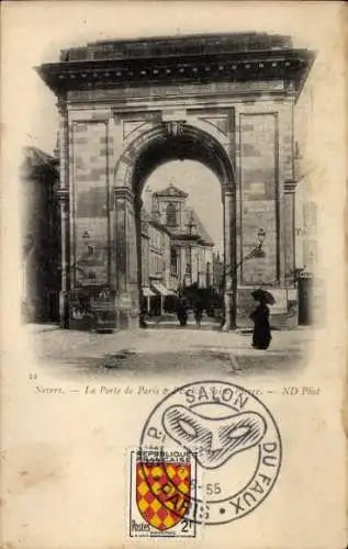 Ak Nevers Nièvre, Porte de Paris, Saint-Pierre Kirche