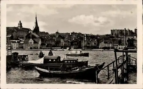 Ak Flensburg in Schleswig Holstein, Hafen mit Schiffbrücke, Boote