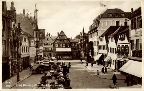 Ak Bad Kissingen Unterfranken Bayern, Marktplatz, Fachwerkhäuser, Marktstände