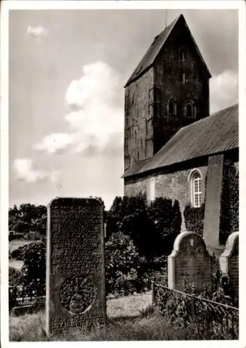 Ak Insel Föhr Nordfriesland, St. Laurentii-Kirche, Grabstein des glücklichen Matthias