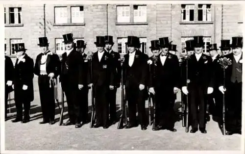 Foto Ak Minden in Westfalen, Schützenfest Juli 1937, Gruppenfoto