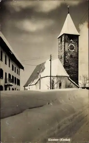 Foto Ak Klosters Serneus Kt. Graubünden Schweiz, Kirche, Winter