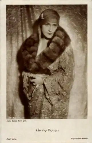 Ak Schauspielerin Henny Porten, Portrait, Pelzmantel