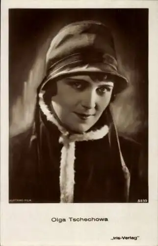 Ak Schauspielerin Olga Tschechowa, Portrait mit Hut, Amag Iris Verlag 5589