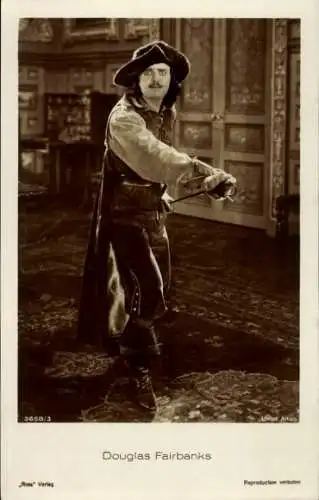 Ak Schauspieler Douglas Fairbanks, Portrait in Kostüm, Ross Verlag 3658/3
