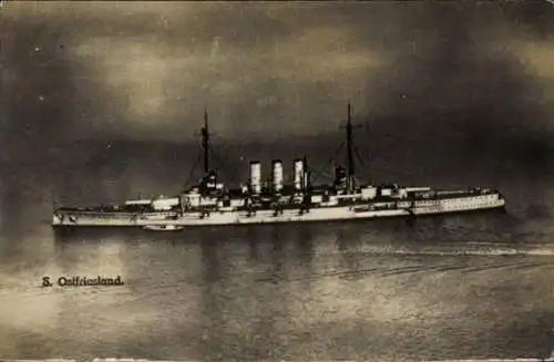 Foto Ak Deutsches Kriegsschiff, SMS Ostfriesland, Schlachtkreuzer, Fliegeraufnahme