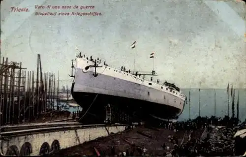 Ak Triest Trieste Friuli Venezia Giulia, Österreichisches Kriegsschiff, Stapellauf
