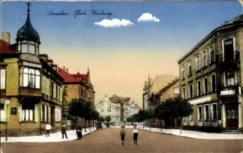 Ak Landau in der Pfalz, Westring, Passanten, Straßenpartie, F. Nahm, Laterne