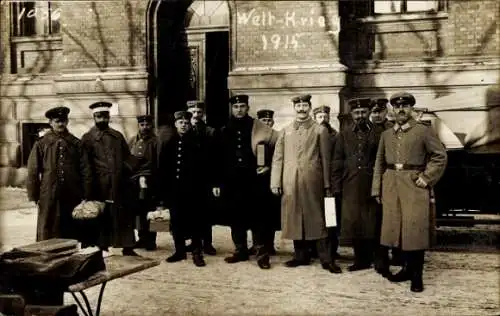 Foto Ak Berlin Tempelhof Mariendorf, Deutsche Soldaten in Uniformen, I WK