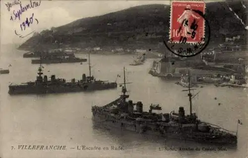 Ak Villefranche sur Mer Alpes Maritimes, L'Escadre en Rade, Kriegsschiffe