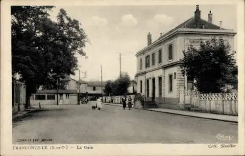 Ak Franconville Val d Oise, Bahnhof