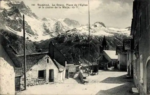 Ak La Grave Hautes Alpes, Place de l'Eglise, la chaine de la Meije