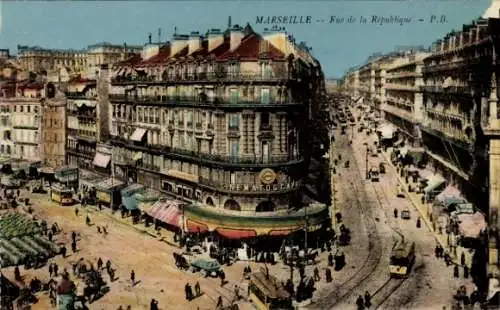 Ak Marseille Bouches du Rhône, Rue de la Republique