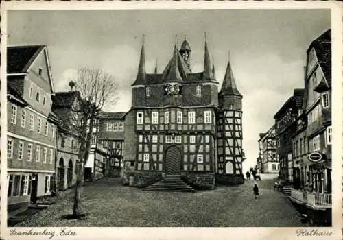 Ak Frankenberg an der Eder Hessen, Rathaus, Fachwerkhäuser