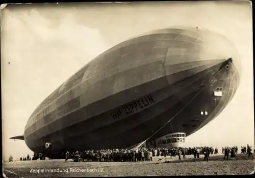 Ak Reichenbach im Vogtland, Landung Luftschiff LZ 127 Graf Zeppelin