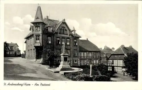 Ak Sankt Andreasberg Braunlage im Oberharz, Postamt, Fachwerkhäuser, Denkmal