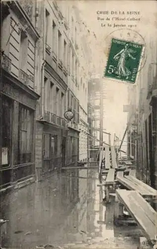 Ak Paris, Crue de la Seine, Janvier 1910, Rue de l'Hotel Colbert